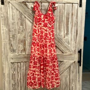 Maxi Dress, worn once. Ties on shoulders.